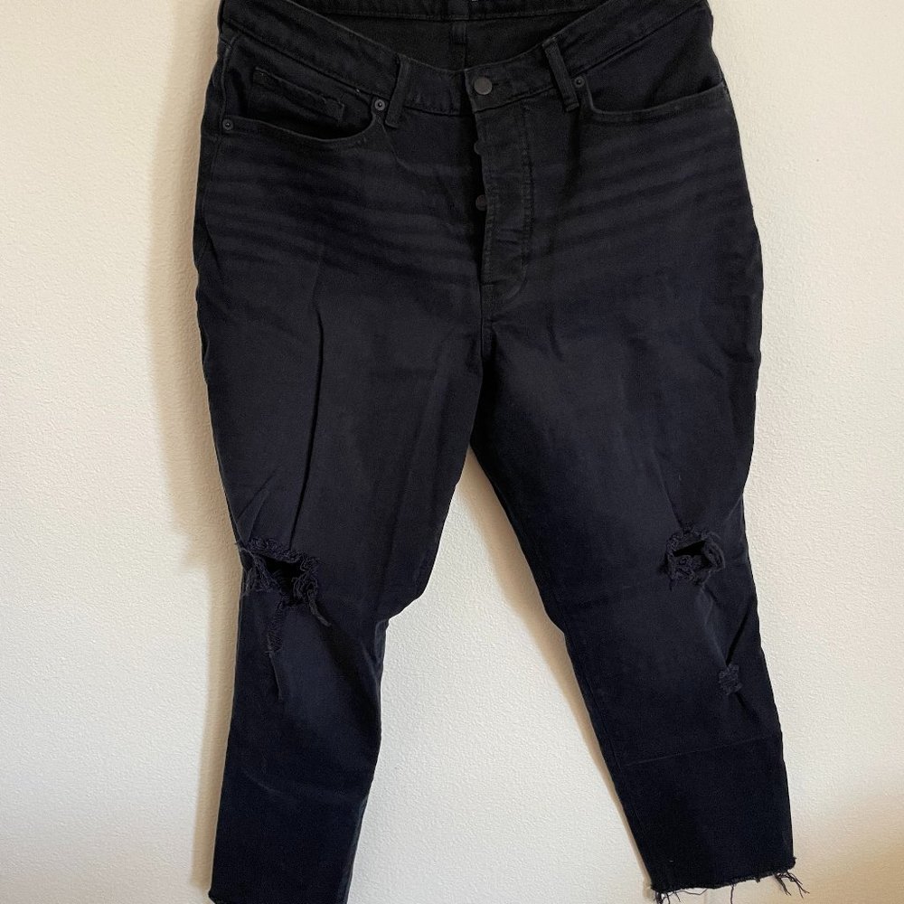 Old Navy High Rise Curvy OG Straight Distressed with Button Fly (NEVER WORN)
